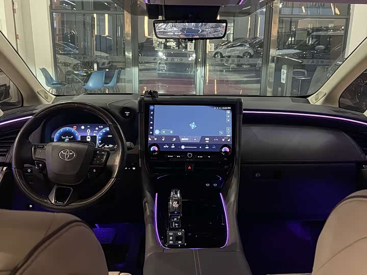 Фото 6 - Toyota Alphard