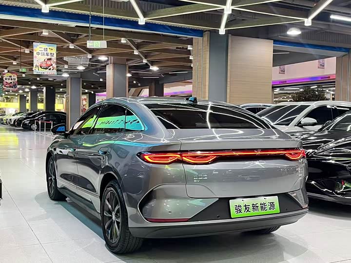Фото 4 - BYD Qin L