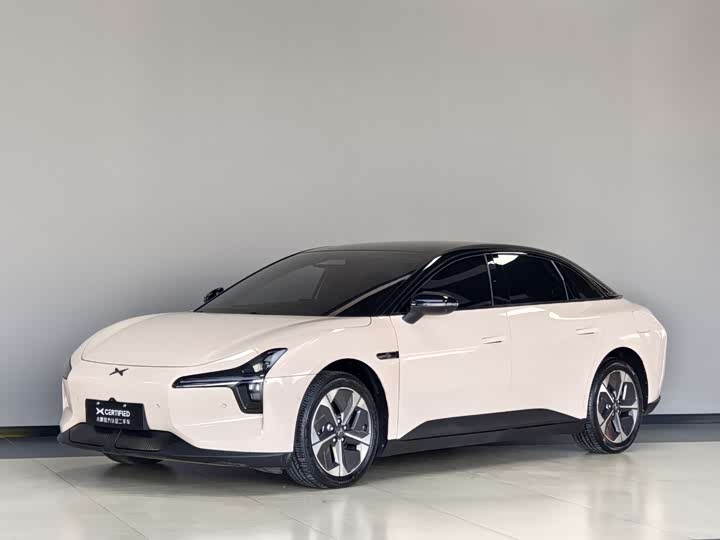 Фото 1 - XPeng Mona M03