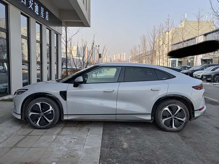 Фото 3 - BYD Song L