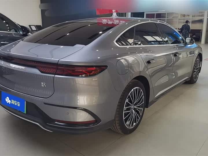 Фото 3 - BYD Han