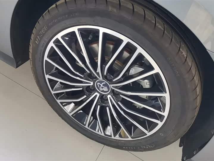 Фото 6 - BYD Han