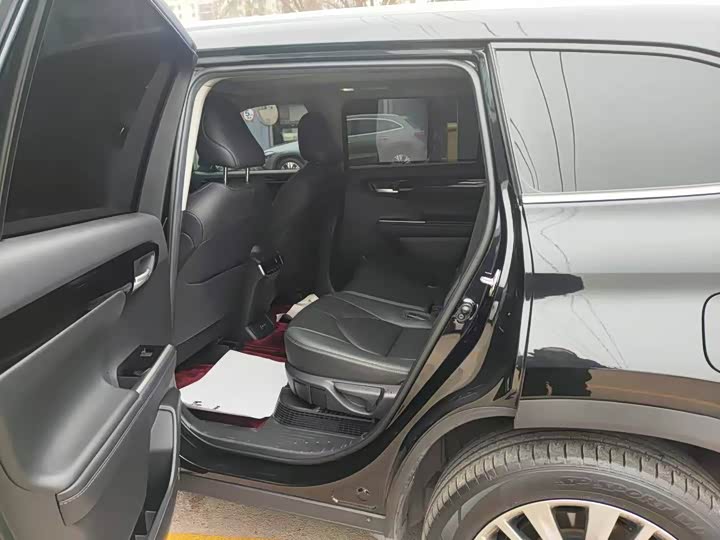 Фото 8 - Toyota Highlander