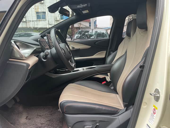 Фото 4 - BYD Dolphin