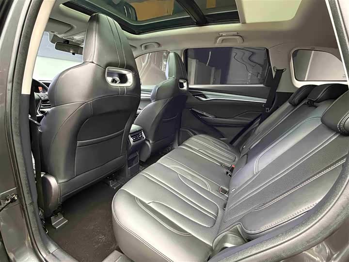 Фото 6 - Changan CS75 Plus