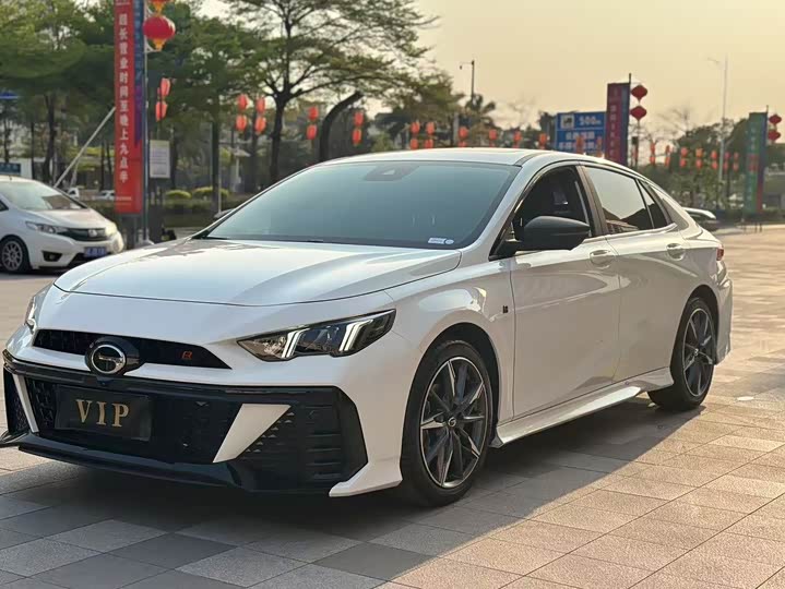 Фото 1 - GAC Trumpchi Empow R