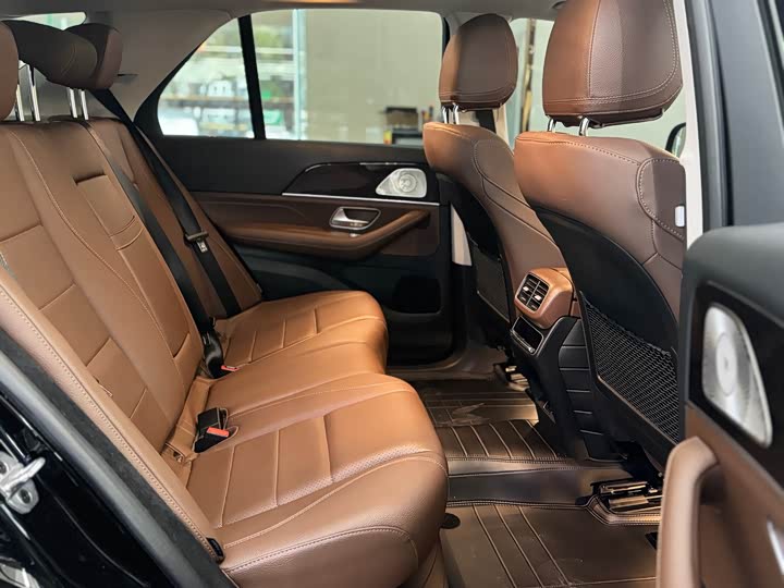 Фото 9 - Mercedes-Benz GLE-Class