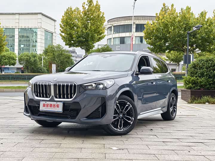 Фото 1 - BMW X1