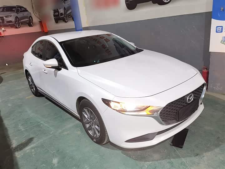 Фото 4 - Mazda 3 (Axela)