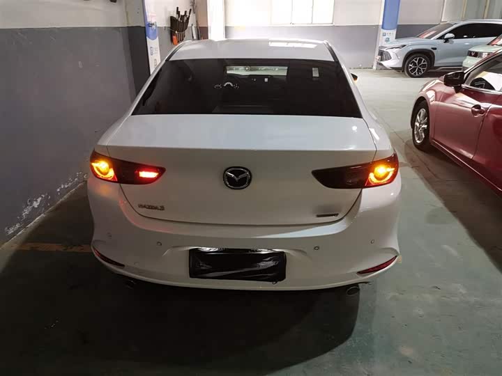 Фото 6 - Mazda 3 (Axela)