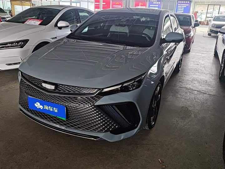 Фото 1 - Geely Emgrand L Hi·P Hybrid