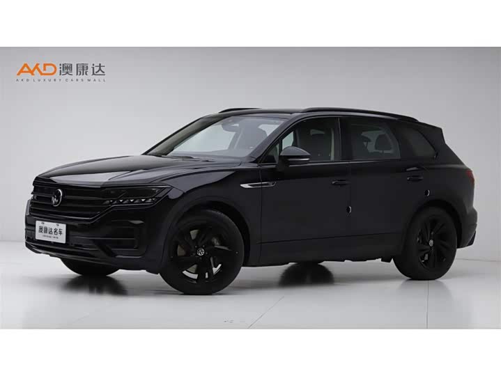 Фото 1 - Volkswagen Touareg