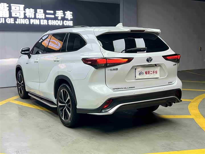 Фото 5 - Toyota Crown Kluger