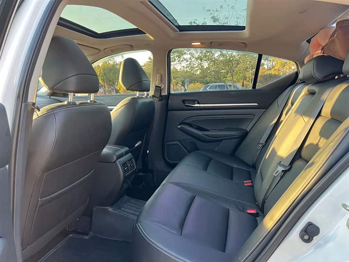 Фото 6 - Nissan Teana