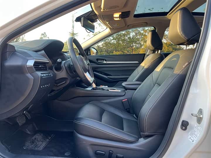 Фото 7 - Nissan Teana