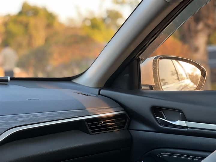 Фото 9 - Nissan Teana