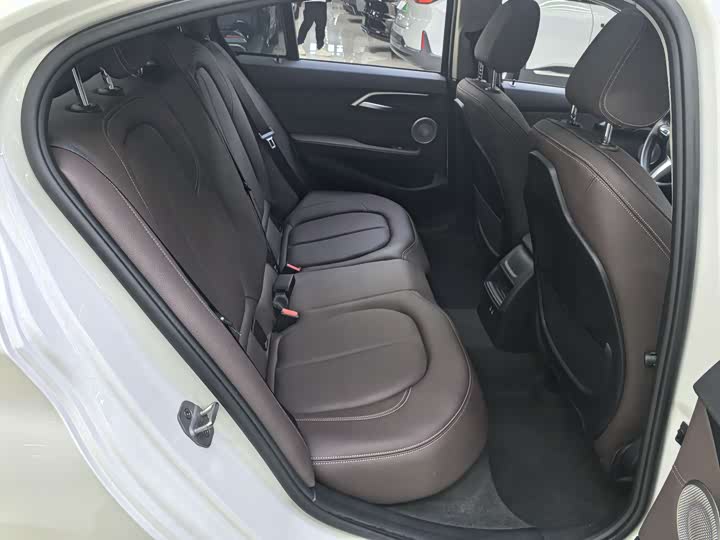 Фото 6 - BMW 1 Series