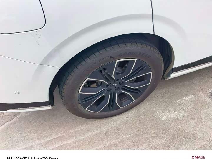 Фото 9 - XPeng G9