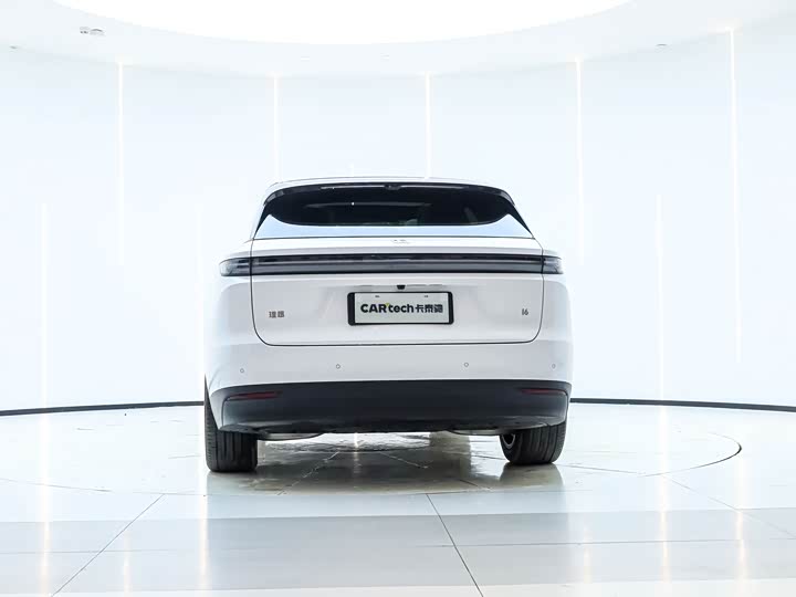 Фото 3 - LiXiang i6