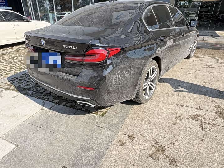 Фото 4 - BMW 5 Series