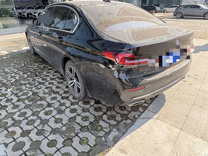 Фото 6 - BMW 5 Series