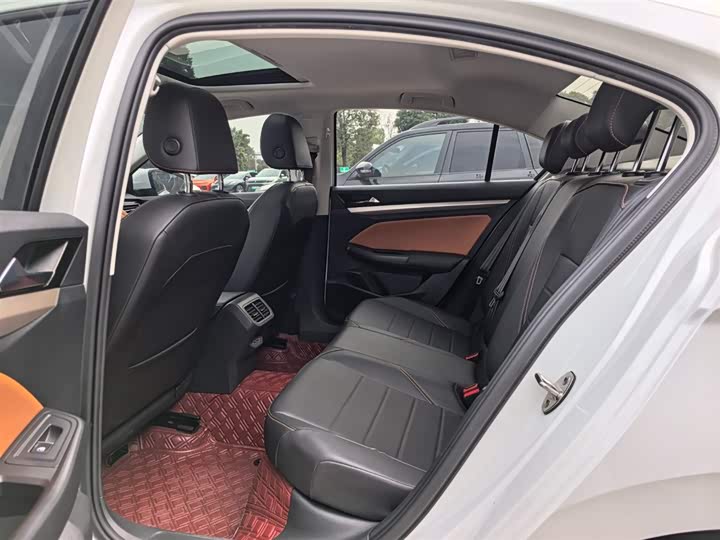 Фото 8 - Volkswagen Bora