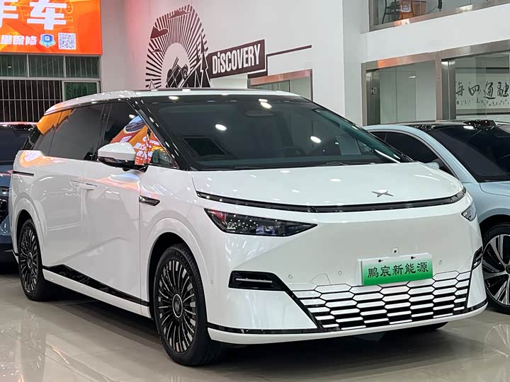 Фото 3 - XPeng X9