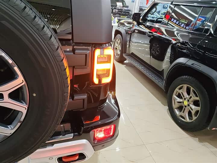 Фото 8 - BAIC Beijing BJ40