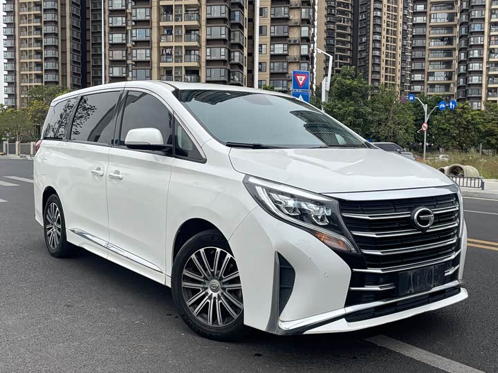 Фото 3 - GAC Trumpchi M8
