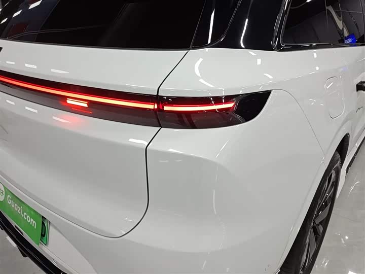 Фото 8 - LiXiang L6