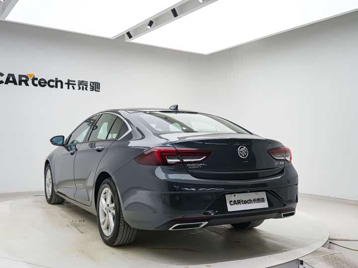 Фото 8 - Buick Regal