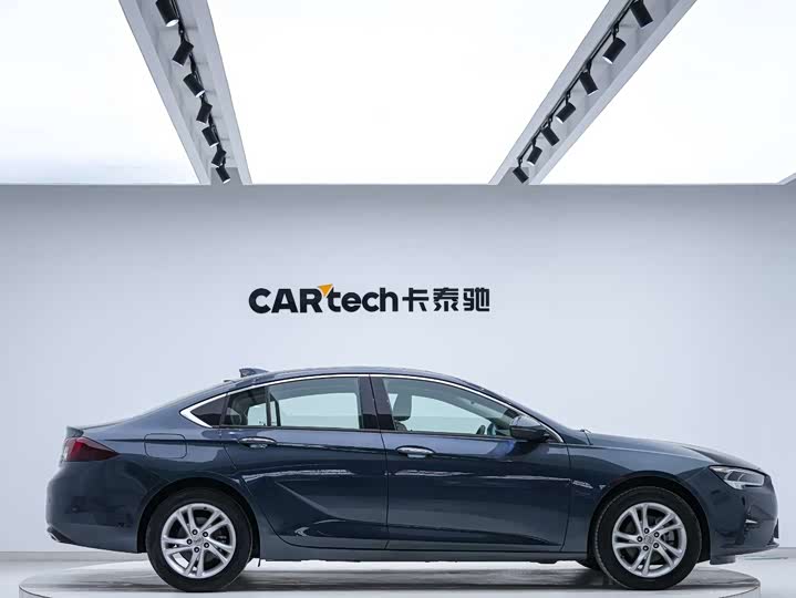 Фото 9 - Buick Regal