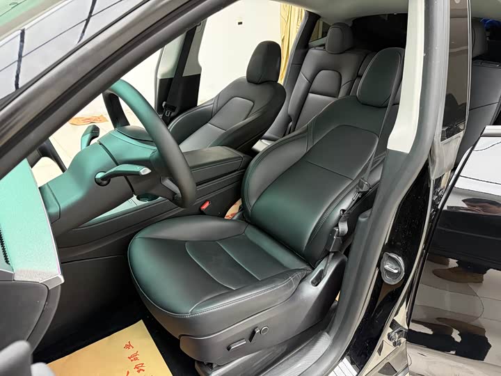 Фото 8 - Tesla Model Y