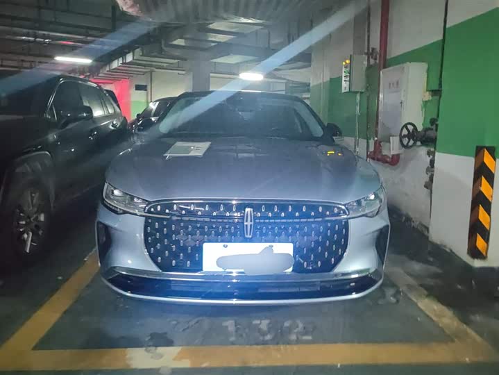 Фото 2 - Lincoln Z (Zephyr)