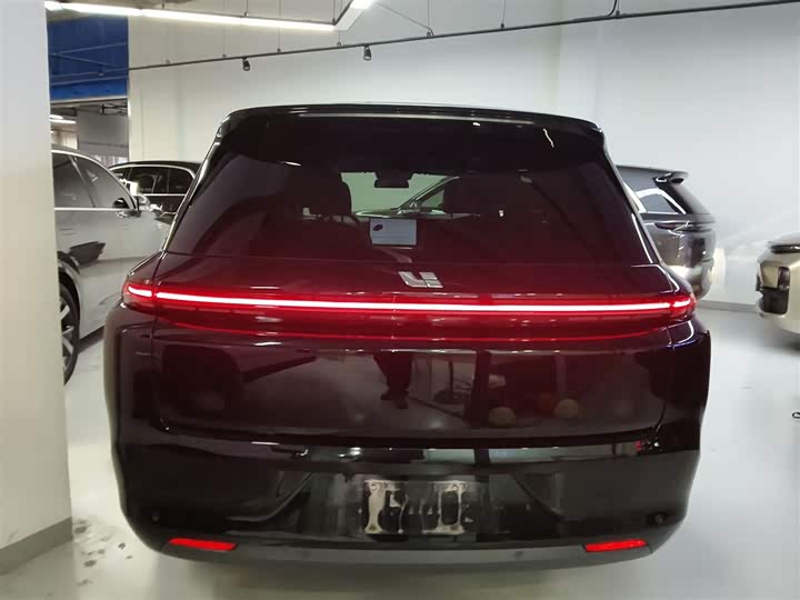 Фото 6 - LiXiang L8