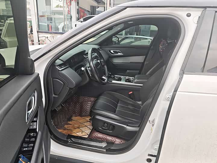 Фото 4 - Land Rover Range Rover Velar