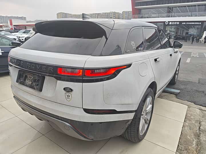 Фото 9 - Land Rover Range Rover Velar