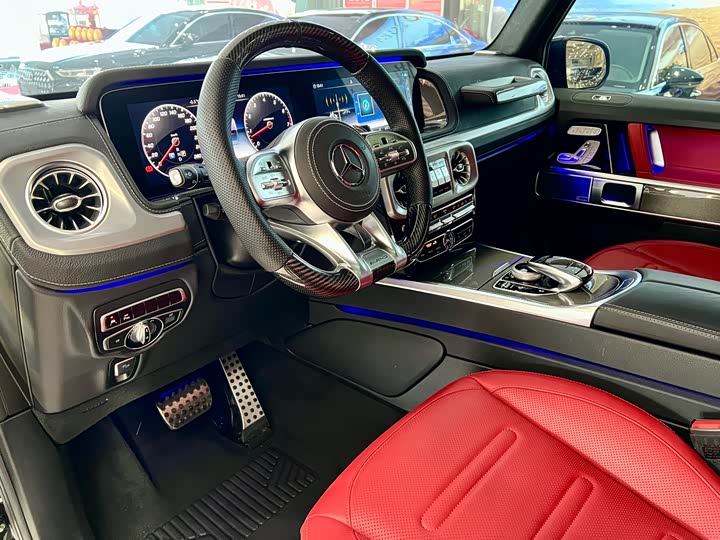 Фото 7 - Mercedes-Benz G-Class