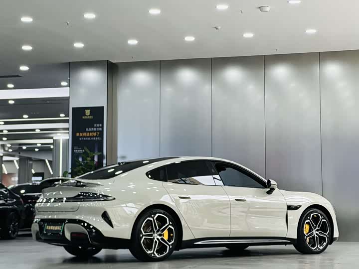 Фото 9 - Xiaomi SU7