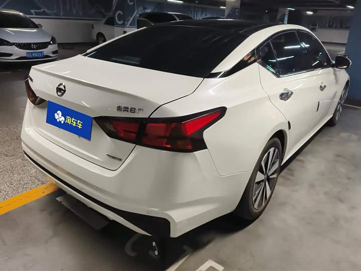 Фото 3 - Nissan Teana