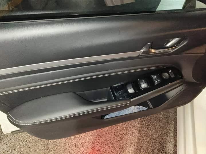 Фото 7 - Nissan Teana