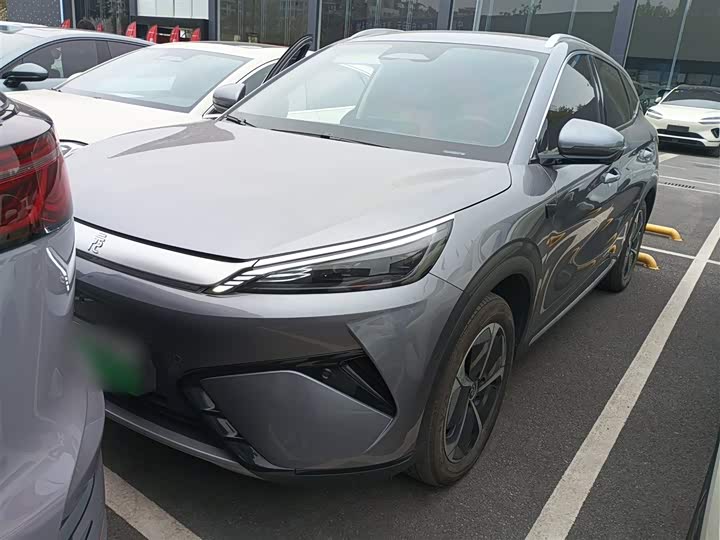 Фото 2 - BYD Yuan Plus