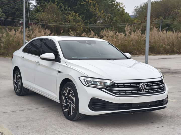 Фото 3 - Volkswagen Sagitar L