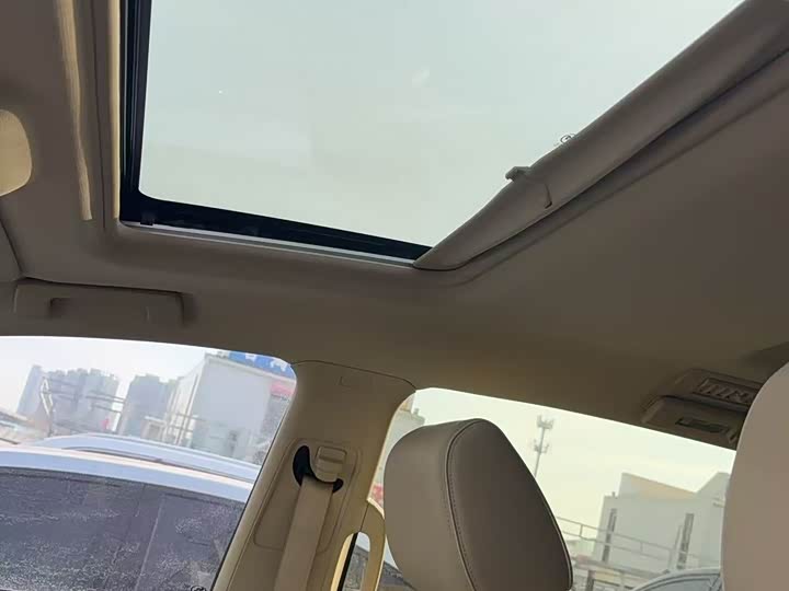 Фото 8 - Buick GL8 ES