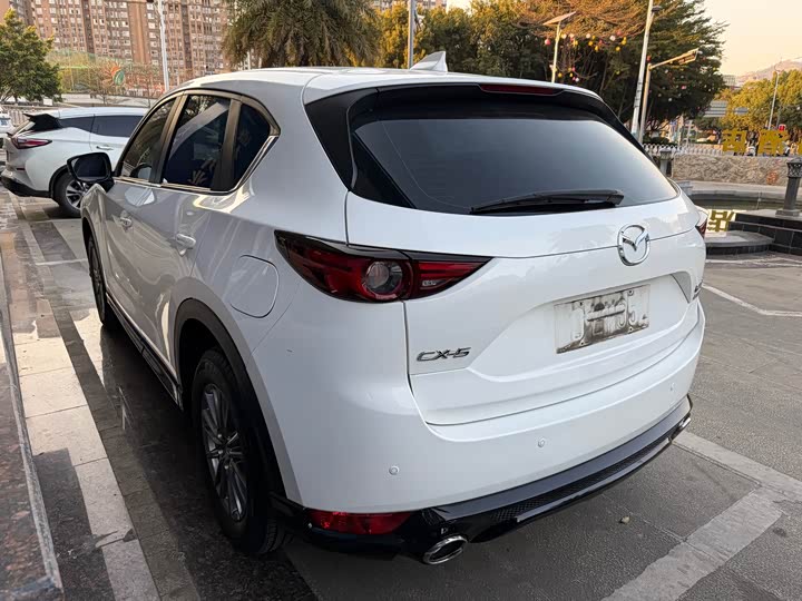 Фото 2 - Mazda CX-5