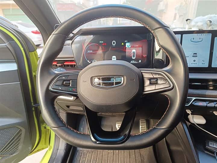 Фото 3 - Geely Binrui