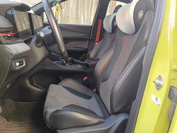 Фото 8 - Geely Binrui