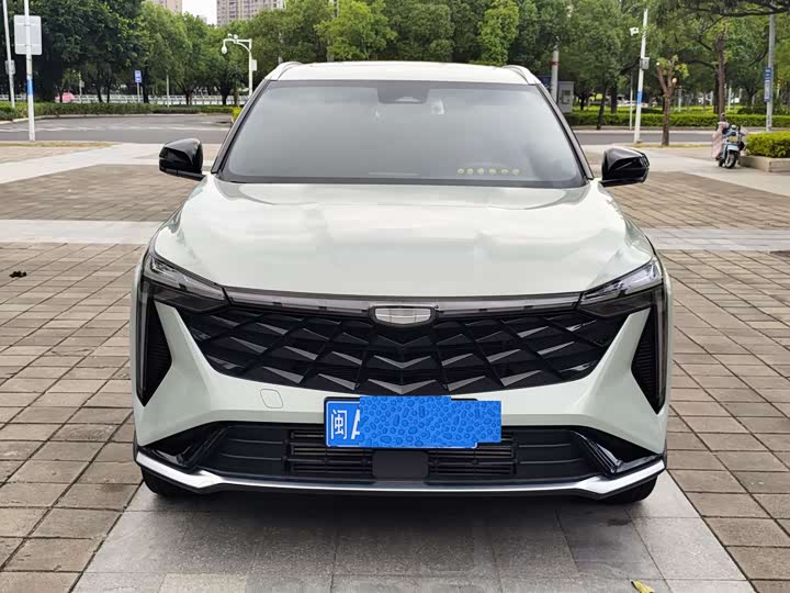Фото 2 - Geely Atlas