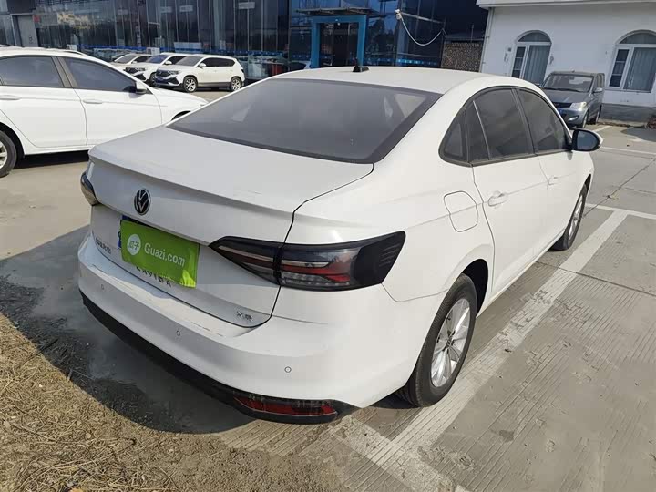 Фото 7 - Volkswagen Lavida