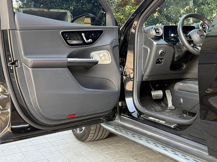 Фото 7 - Mercedes-Benz GLC-Class AMG